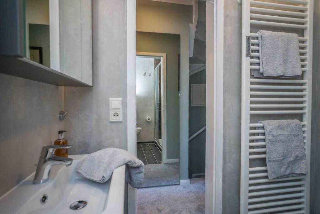 Maritim Und Individuell In Wenningstedt Mit Balkon Apartman Kültér fotó