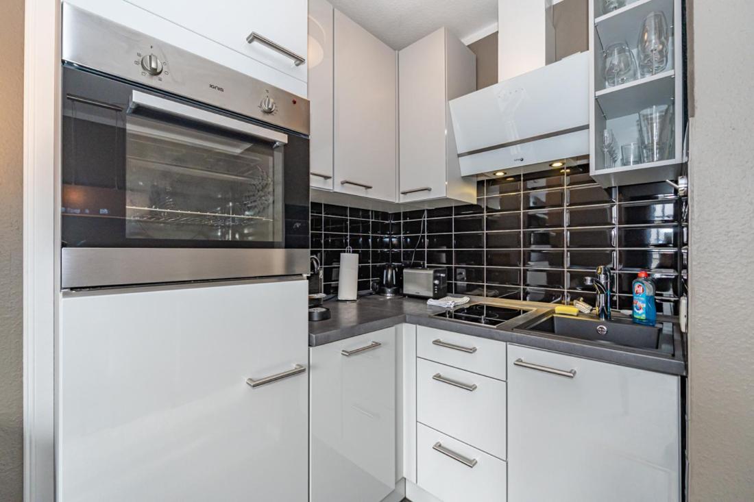 Maritim Und Individuell In Wenningstedt Mit Balkon Apartman Kültér fotó